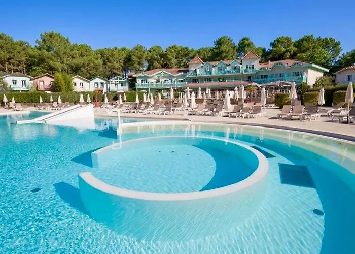 Dans Résidence Avec Piscine *